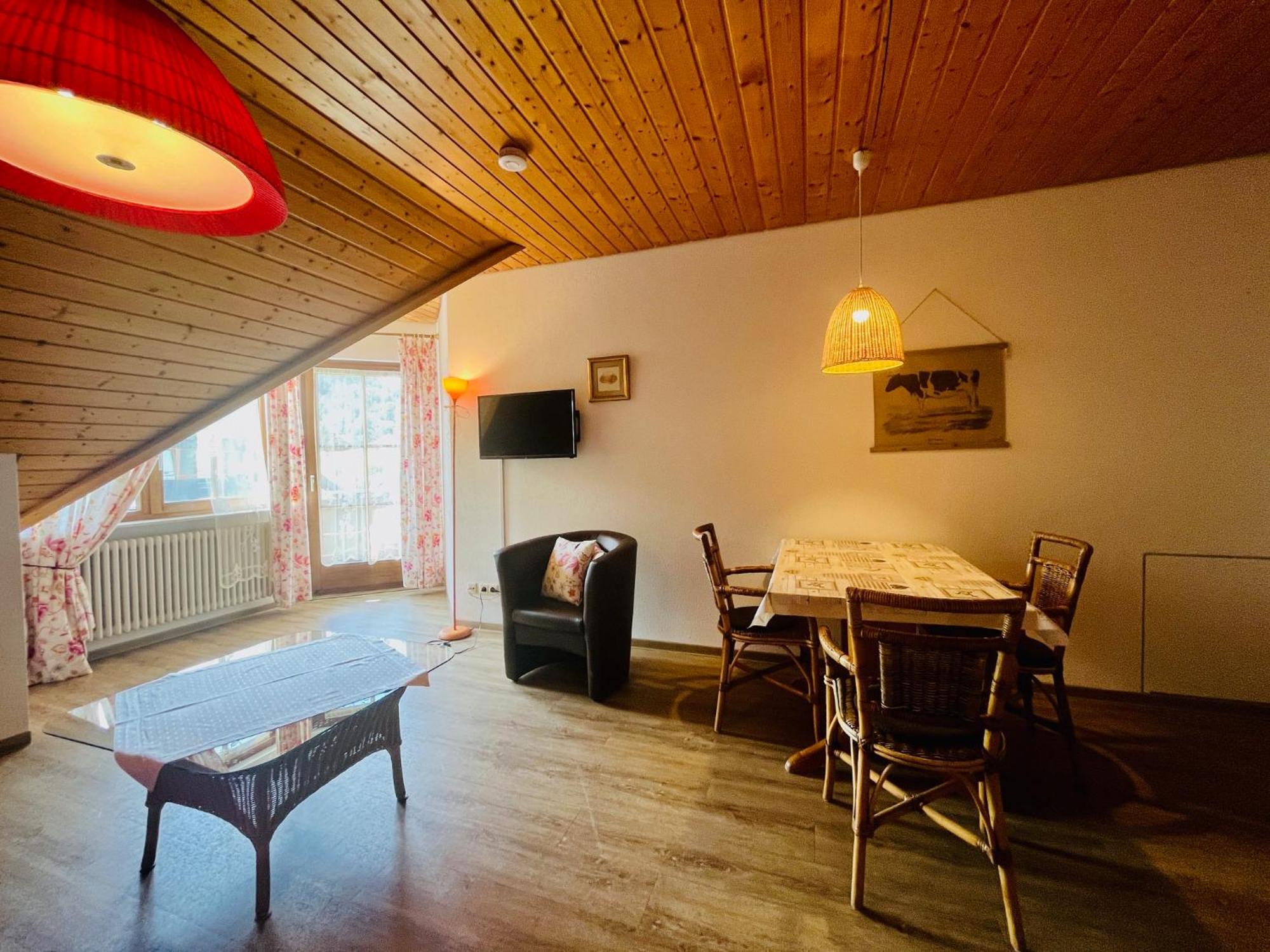 Goldener Hahn B&B Baiersbronn - Ferienwohnungen Mit Hotel Service Nahe Gartenschau Tal X 객실 사진
