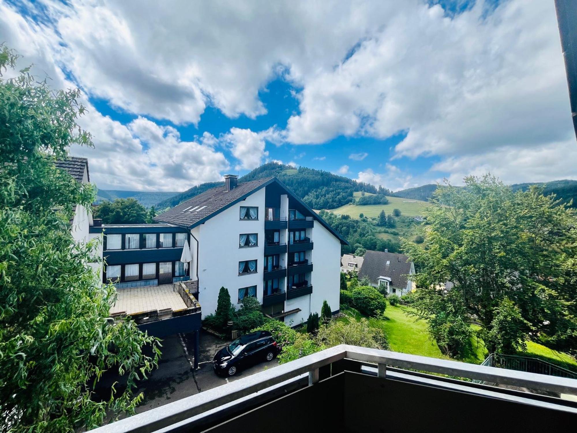 Goldener Hahn B&B Baiersbronn - Ferienwohnungen Mit Hotel Service Nahe Gartenschau Tal X 외부 사진