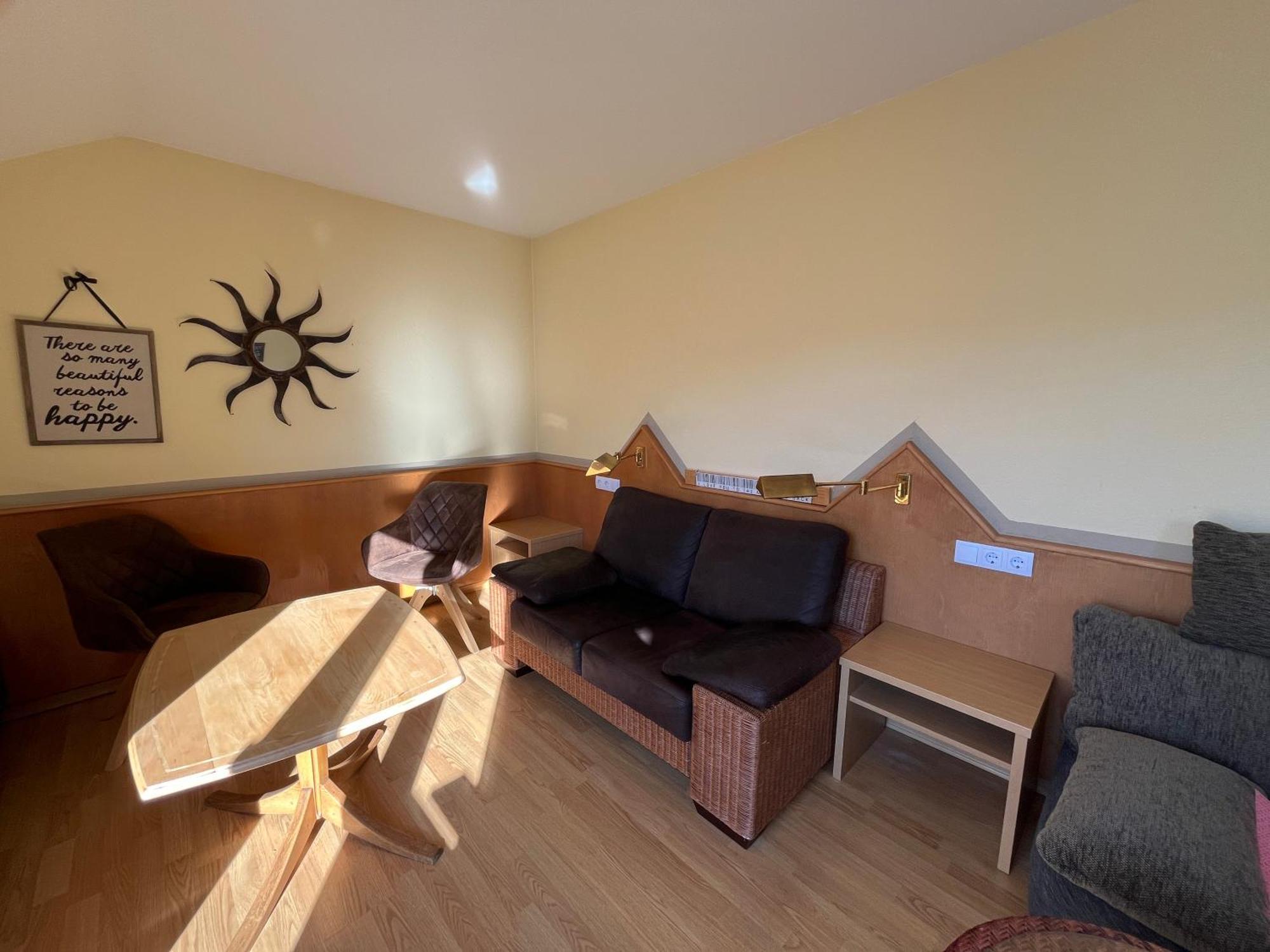 Goldener Hahn B&B Baiersbronn - Ferienwohnungen Mit Hotel Service Nahe Gartenschau Tal X 객실 사진